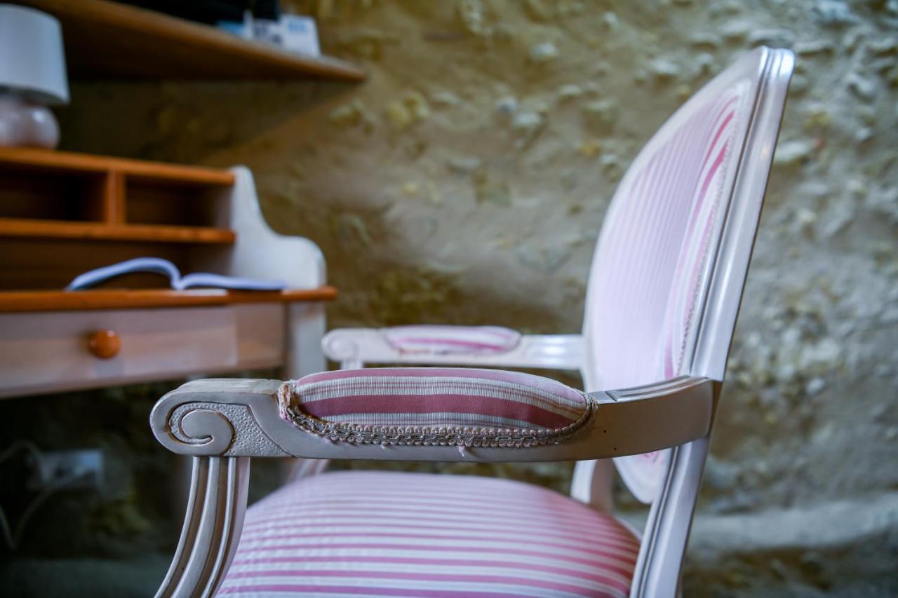 Logis Le Relais Du Bastidou Hotel Beaumarches Buitenkant foto