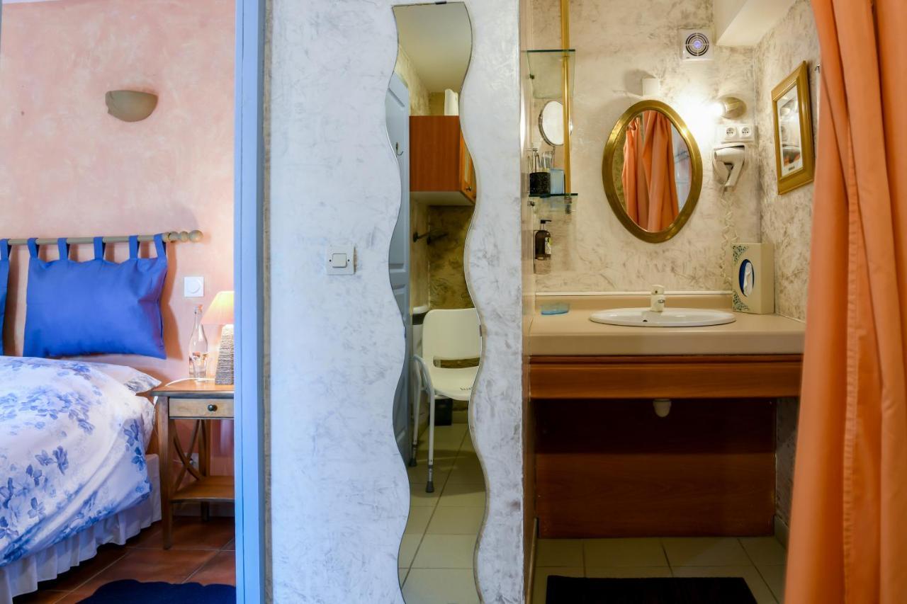 Logis Le Relais Du Bastidou Hotel Beaumarches Buitenkant foto