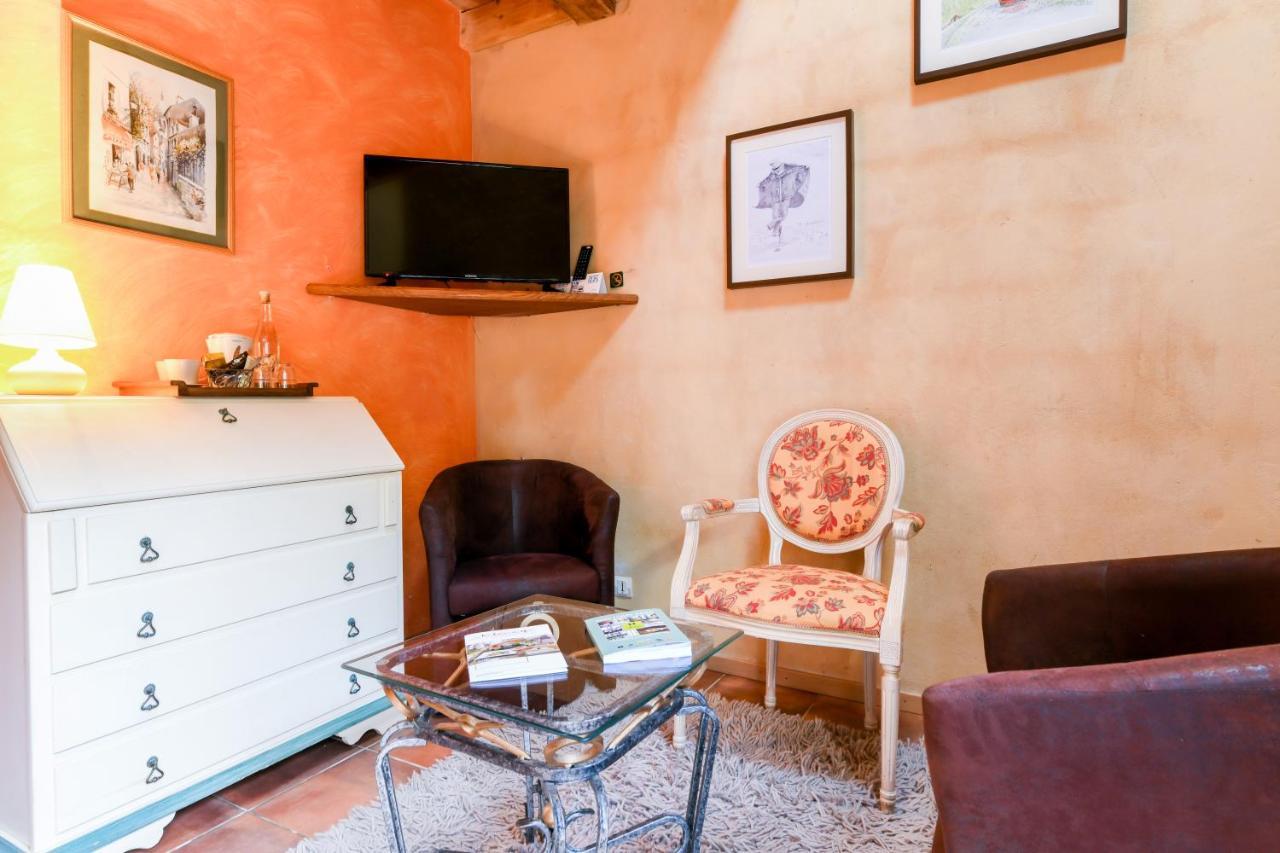 Logis Le Relais Du Bastidou Hotel Beaumarches Buitenkant foto