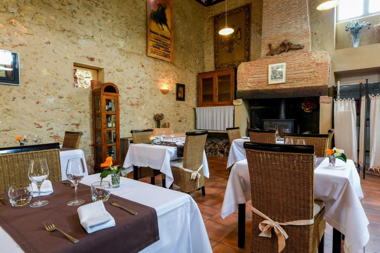 Logis Le Relais Du Bastidou Hotel Beaumarches Buitenkant foto