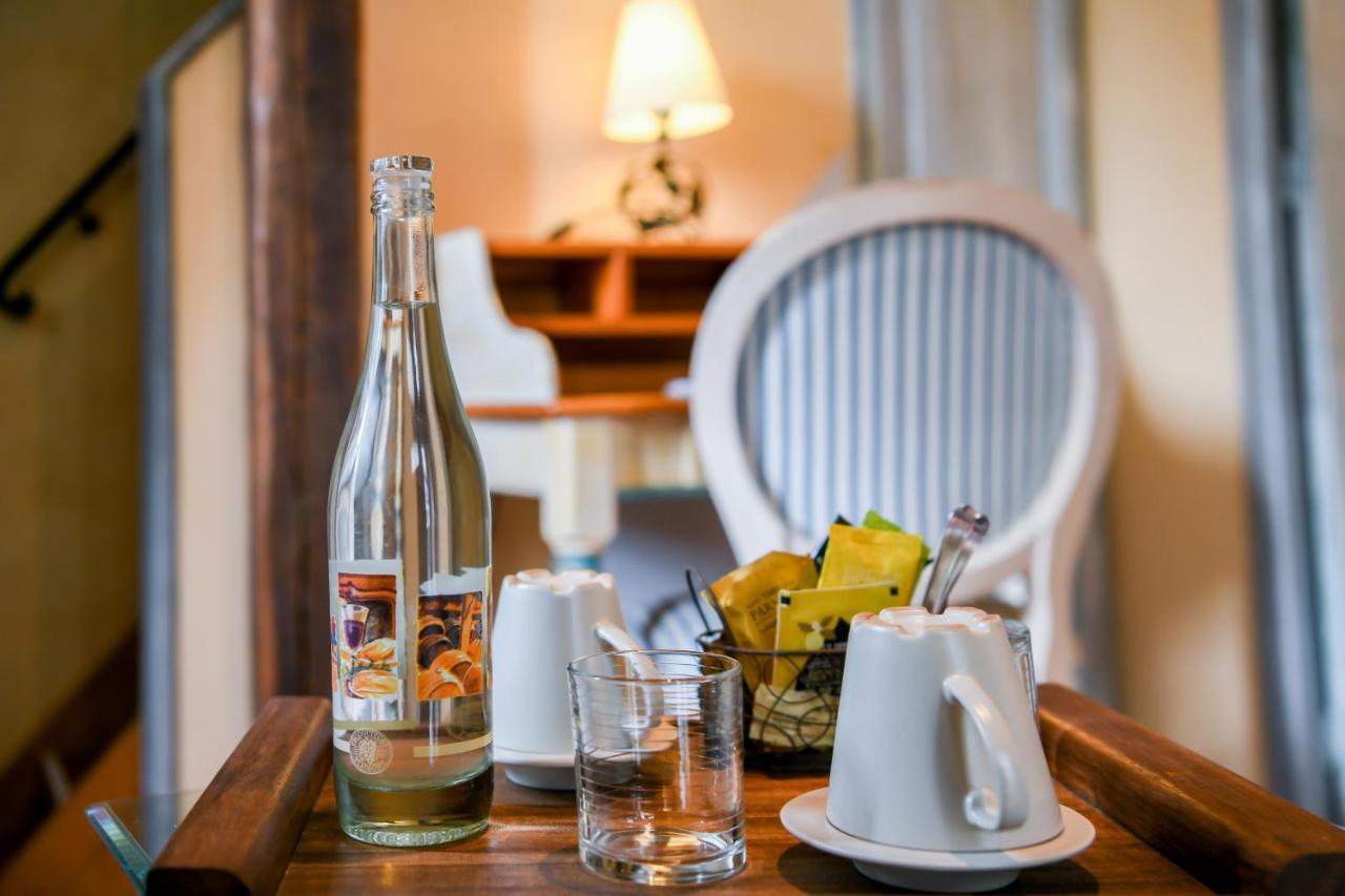 Logis Le Relais Du Bastidou Hotel Beaumarches Buitenkant foto