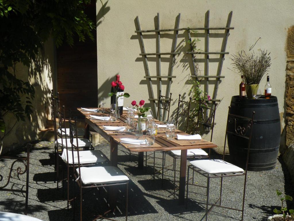 Logis Le Relais Du Bastidou Hotel Beaumarches Buitenkant foto